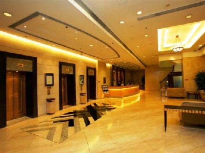 Ramada Hong Kong Grand View Hotel Bagian luar foto